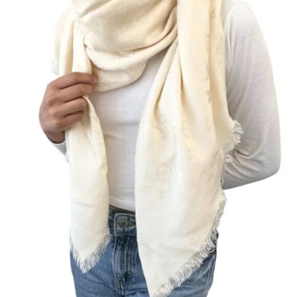 LOUIS VUITTON Vintage LV Logo Monogram Shine Scarf Wrap Beige Silk [106357] - Picture 3 of 8